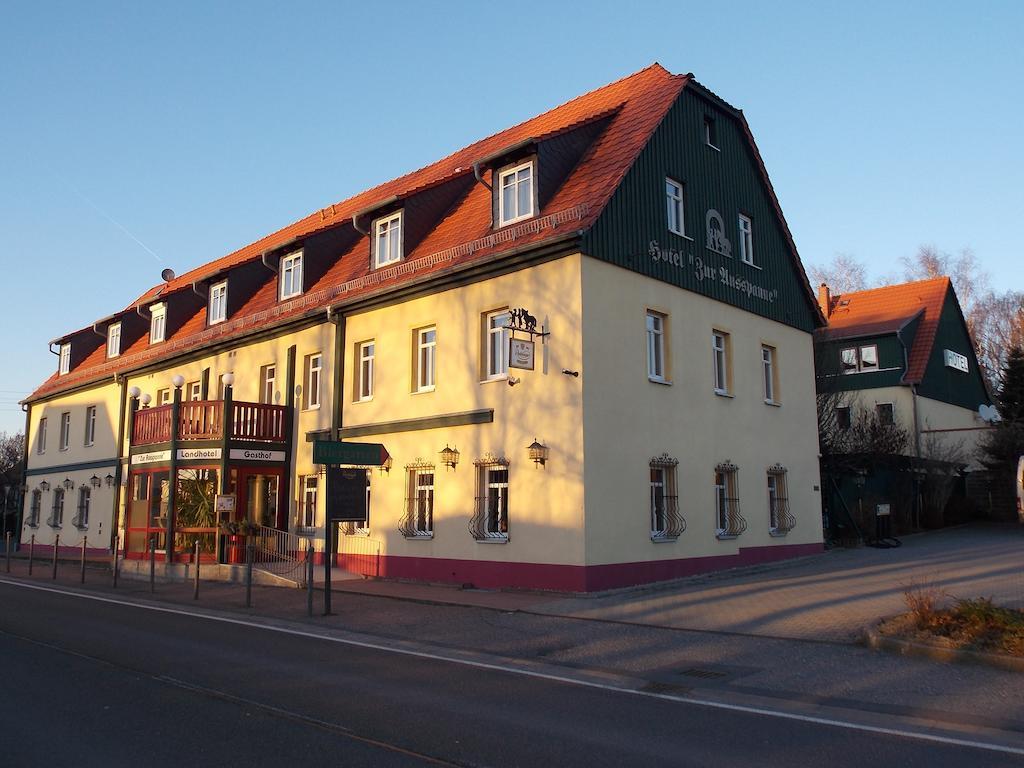Gasthof Und Landhotel Zur Ausspanne Klipphausen Kültér fotó