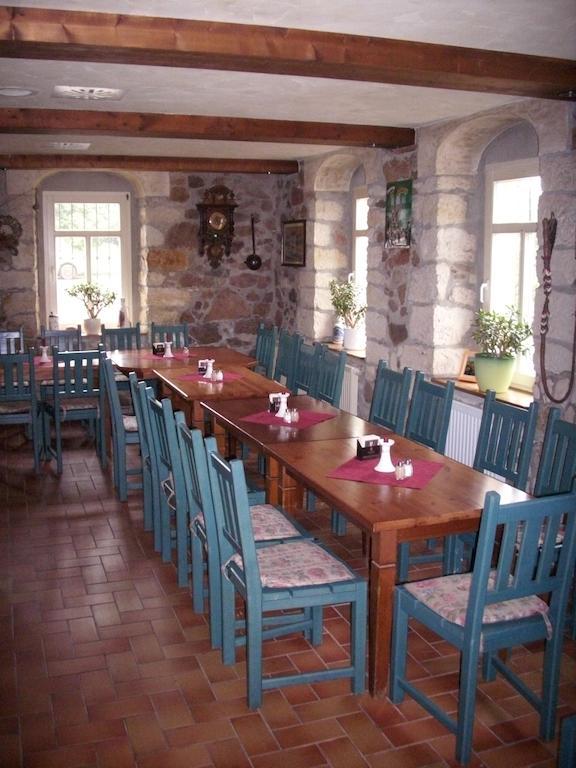 Gasthof Und Landhotel Zur Ausspanne Klipphausen Kültér fotó